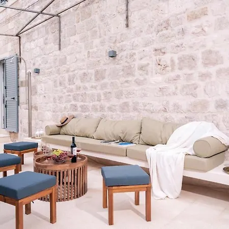 Dida Hvar Holiday home *