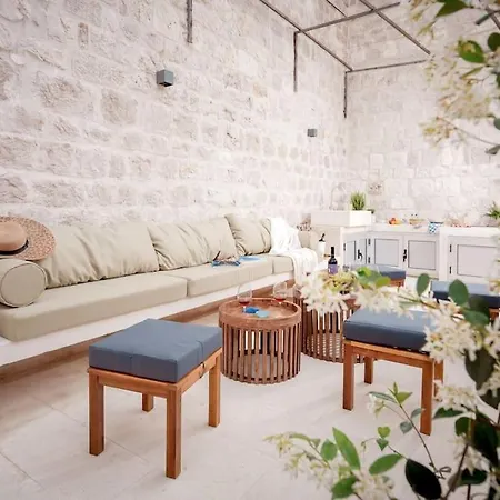 Dida Hvar * Hvar Town